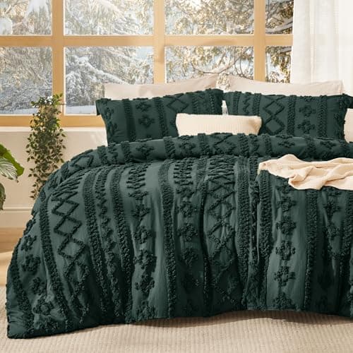 Bedsure Tufted Boho Comforter Set Twin Size - Dark Green Boho Bed Set, GentleSoft™ 2 Pieces Farmhouse-Style Embroidery Bedding, Gifts for Woman, Soft Jacquard Kids' Twin Comforter for All Seasons